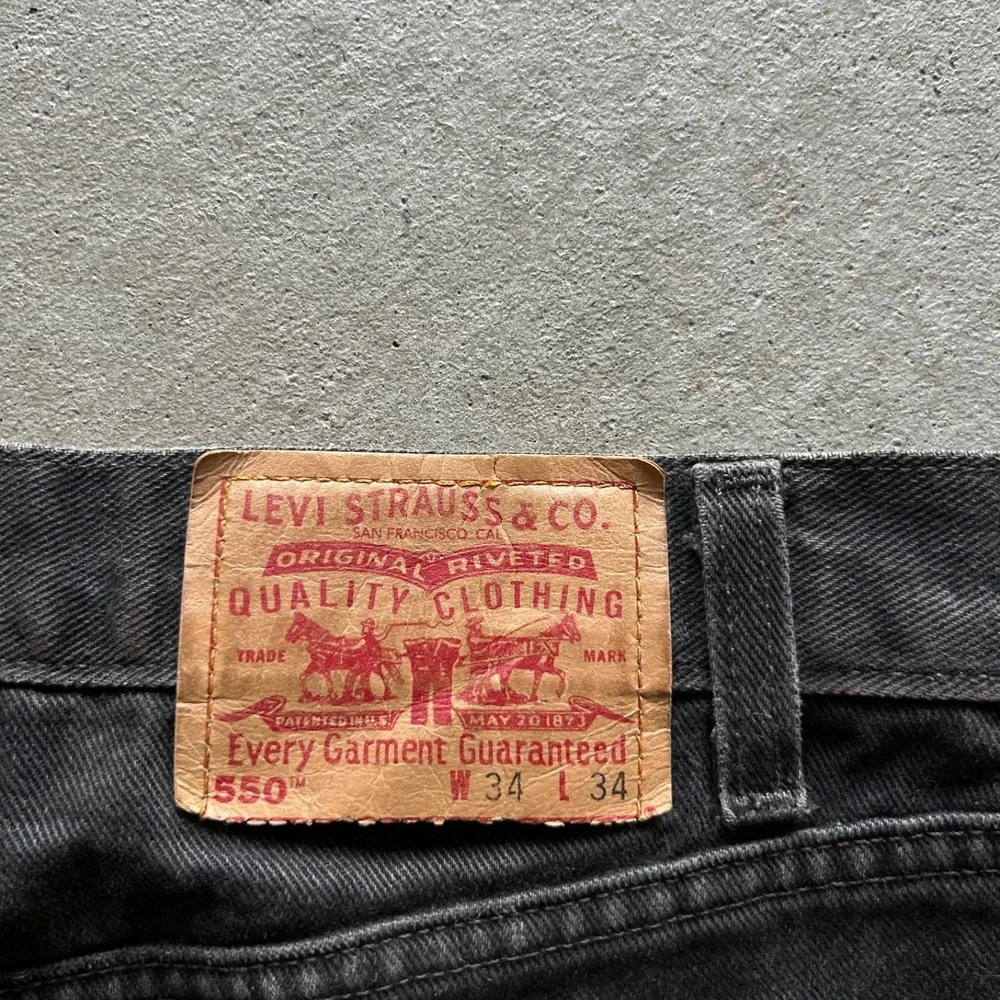Vintage 90s Levis 550 Jeans Size 34x34 Black Dark Wash Denim Relaxed Straight‎